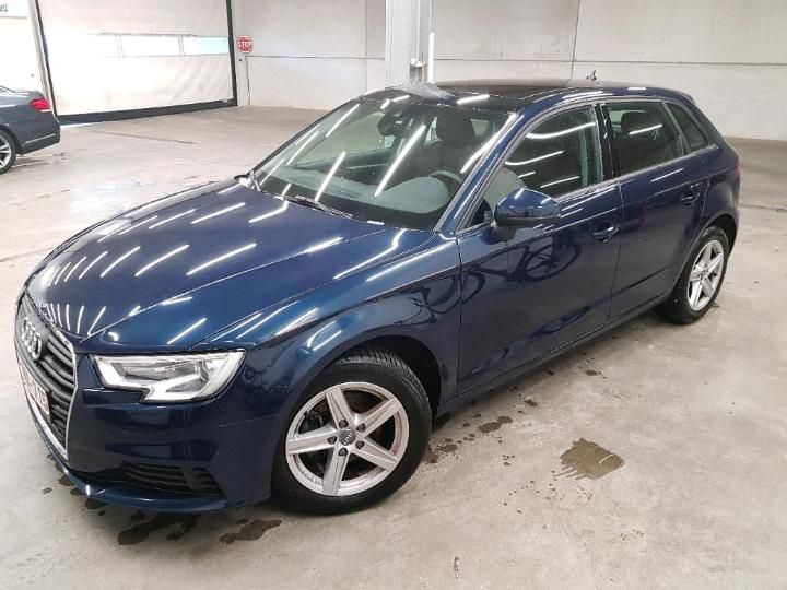 AUDI A3 SPORTBACK 2018 wauzzz8v3ja073910