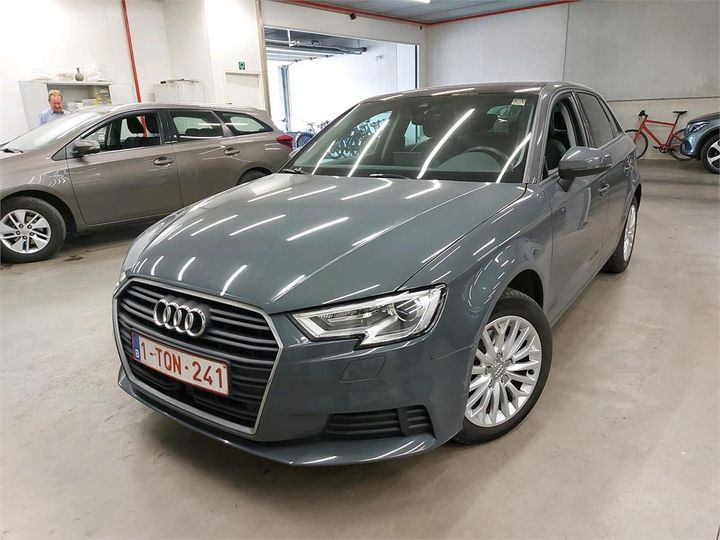 AUDI A3 SPORTBACK 2018 wauzzz8v3ja076306