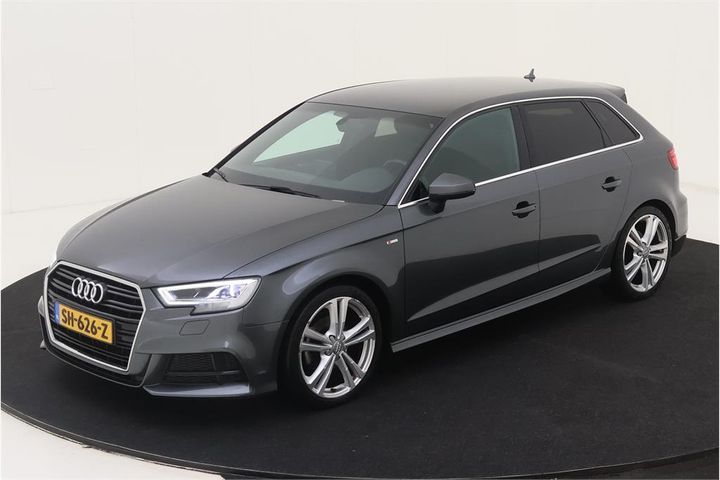 AUDI A3 SPORTBACK 2018 wauzzz8v3ja079416