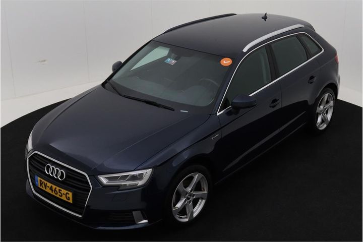 AUDI A3 SPORTBACK 2018 wauzzz8v3ja081831