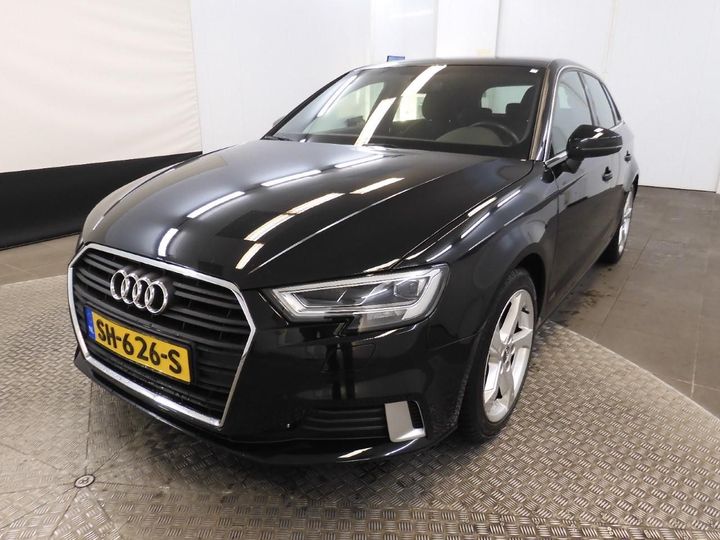 AUDI A3 SPORTBACK 2018 wauzzz8v3ja085443