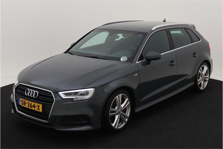 AUDI A3 SPORTBACK 2018 wauzzz8v3ja090884