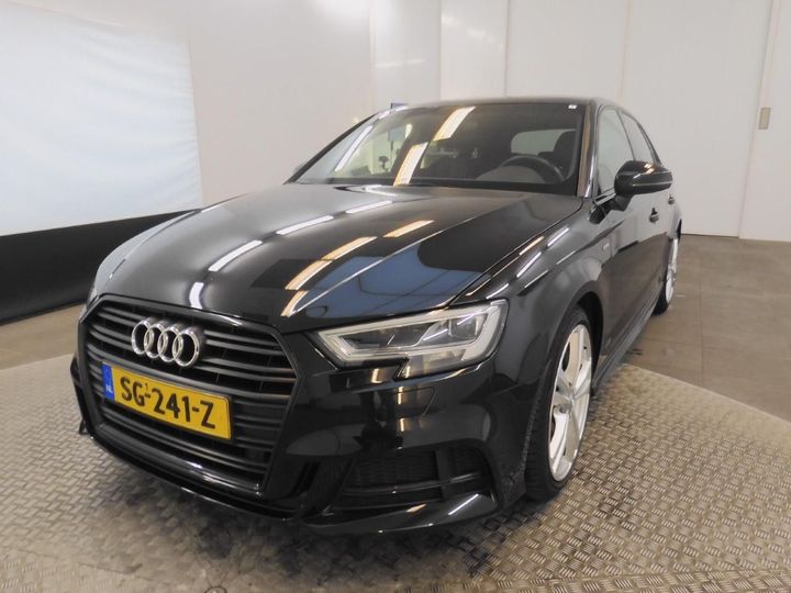 AUDI A3 SPORTBACK 2018 wauzzz8v3ja094241