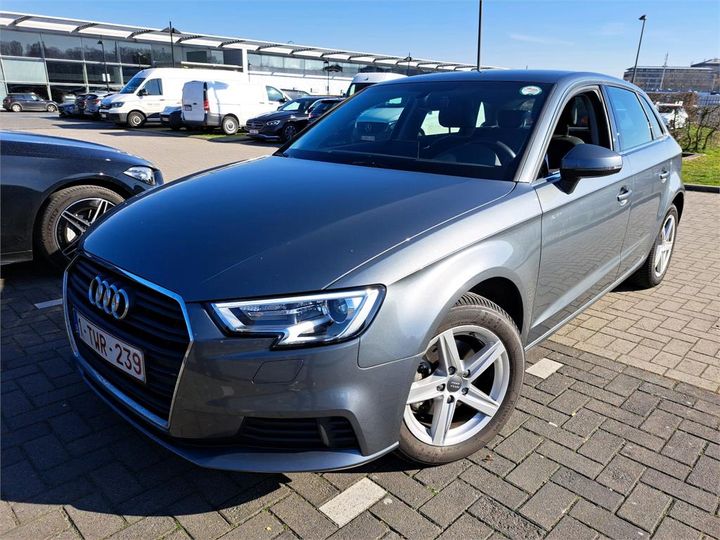 AUDI A3 2018 wauzzz8v3ja095826