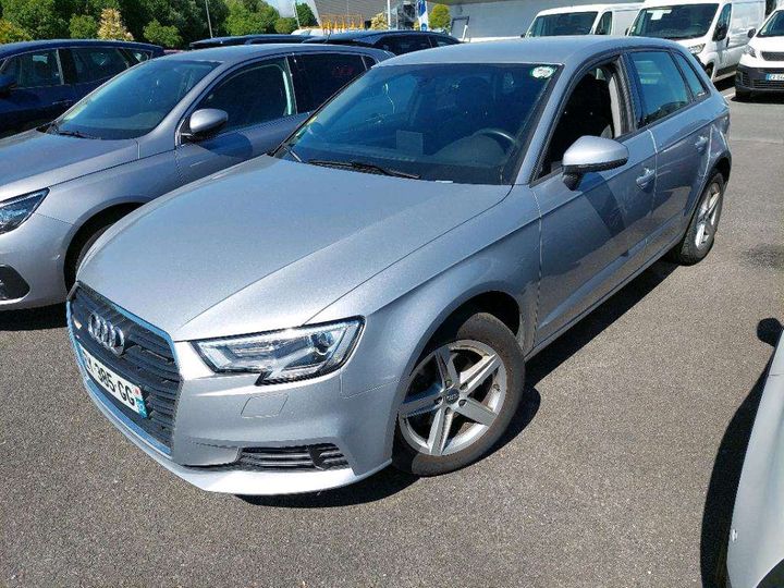 AUDI A3 SPORTBACK 2018 wauzzz8v3ja126508