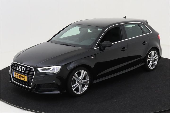 AUDI A3 SPORTBACK 2018 wauzzz8v3ja129215