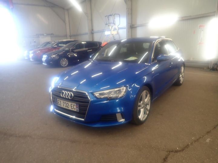 AUDI A3 SPORTBACK 2018 wauzzz8v3ja136651