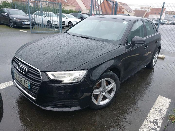 AUDI A3 SPORTBACK 2018 wauzzz8v3ka029679