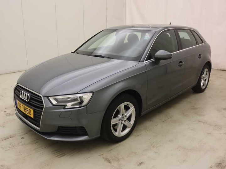 AUDI A3 2018 wauzzz8v3ka037801