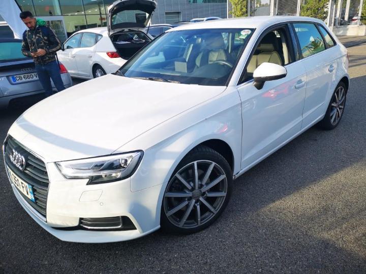 AUDI A3 SPORTBACK 2019 wauzzz8v3ka127692