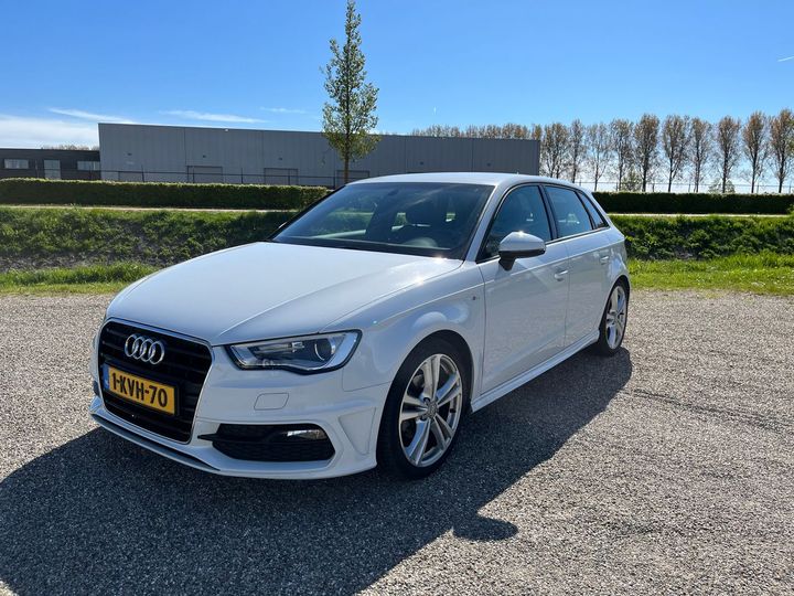 AUDI A3 SPORTBACK 2013 wauzzz8v4ea013415