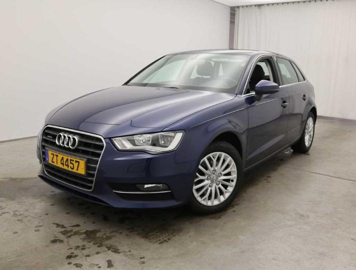 AUDI A3 SPORTBACK 2016 wauzzz8v4ga147327