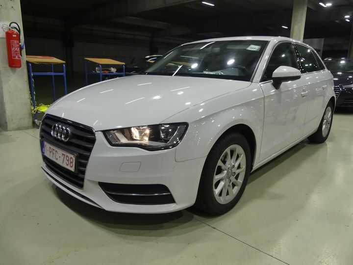 AUDI A3 SPORTBACK 2016 wauzzz8v4ga174818