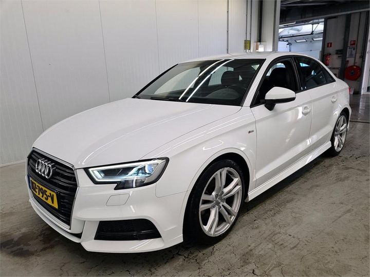 AUDI A3 2017 wauzzz8v4h1075188