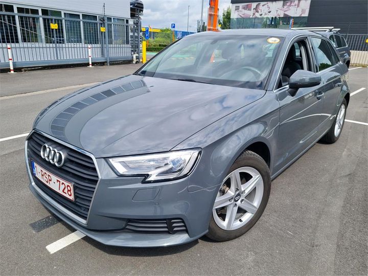 AUDI A3 SPORTBACK 2017 wauzzz8v4ha101482