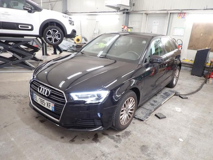 AUDI A3 SPORTBACK 2017 wauzzz8v4ha129766