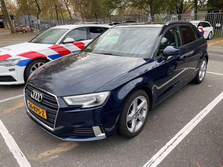 AUDI A3 SPORTBACK 2017 wauzzz8v4ha132067