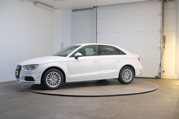 AUDI A3 LIMOUSINE 2017 wauzzz8v4j1024229