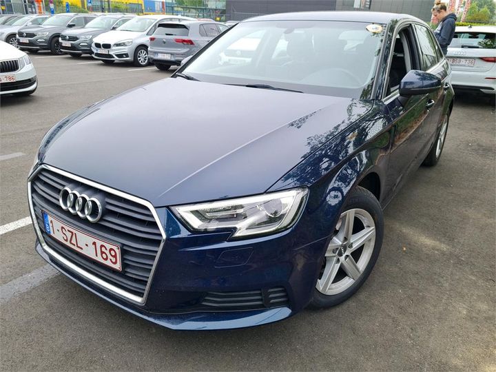 AUDI A3 SPORTBACK 2017 wauzzz8v4ja031018