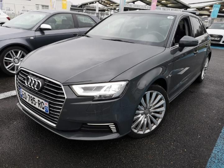 AUDI A3 SPORTBACK 2017 wauzzz8v4ja037241