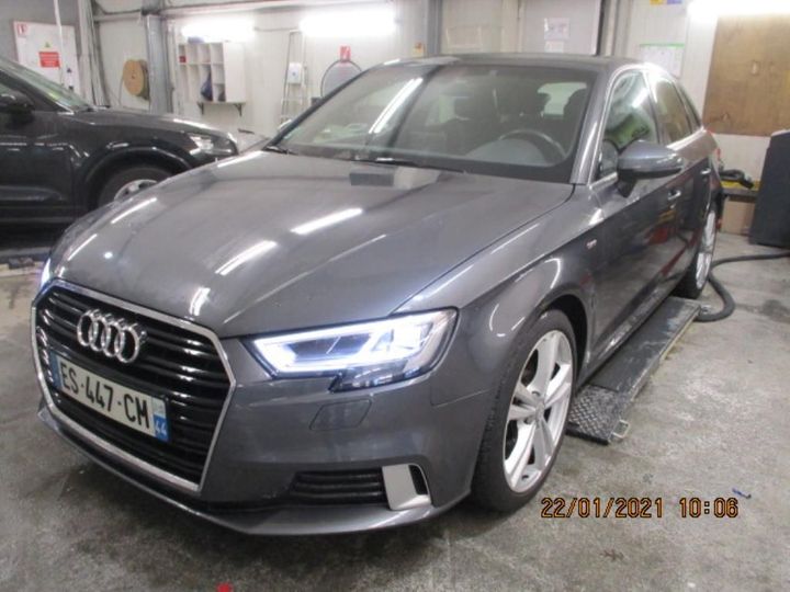 AUDI A3 SPORTBACK 2017 wauzzz8v4ja052905