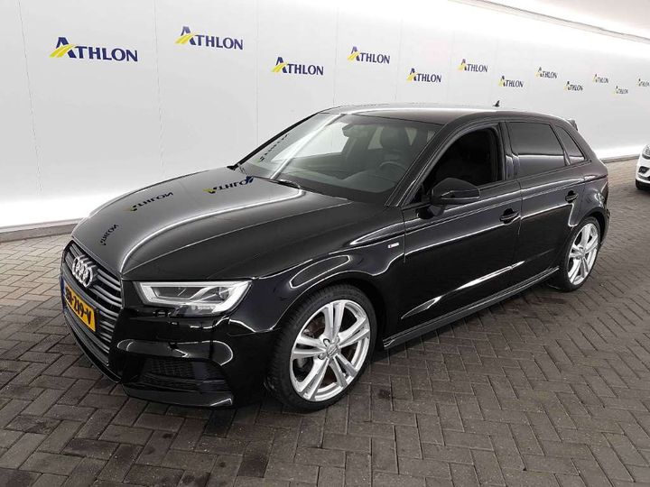 AUDI A3 SPORTBACK 2018 wauzzz8v4ja061846