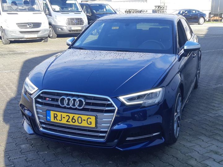 AUDI A3 SPORTBACK 2018 wauzzz8v4ja067257