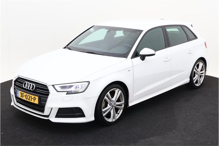 AUDI A3 SPORTBACK 2019 wauzzz8v4ja070787