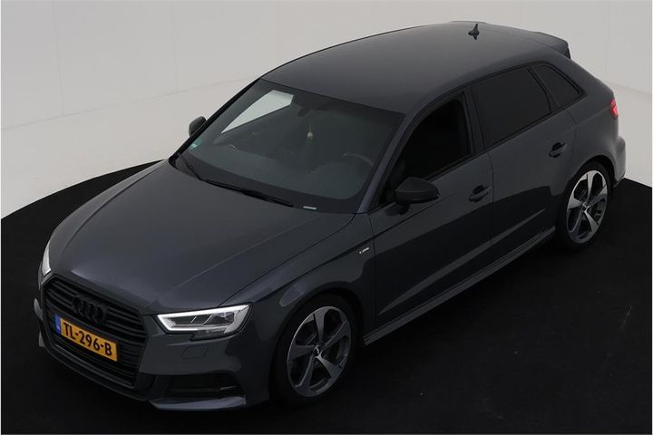 AUDI A3 SPORTBACK 2018 wauzzz8v4ja080901