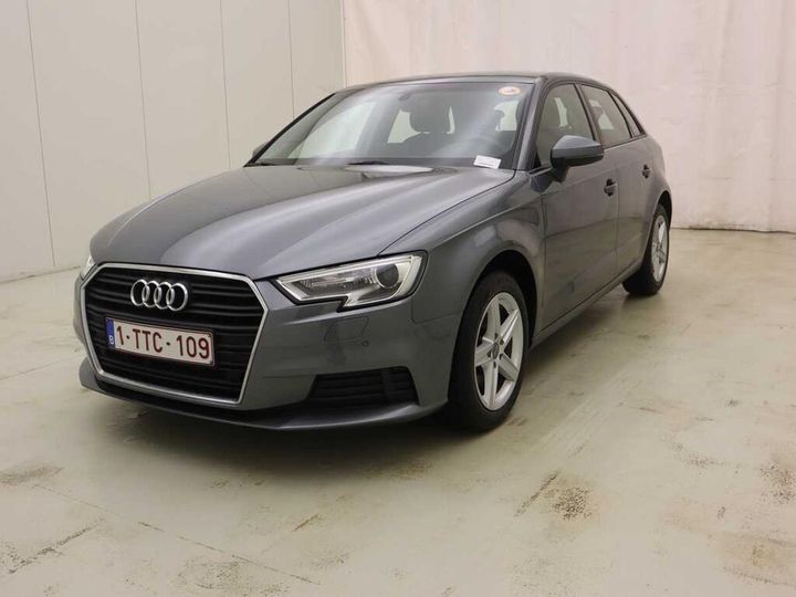 AUDI A3 2018 wauzzz8v4ja087153