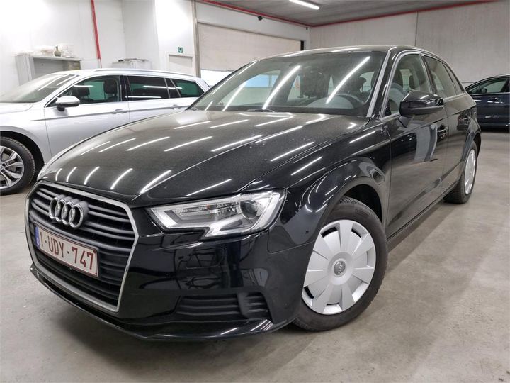 AUDI A3 SPORTBACK 2018 wauzzz8v4ja094121