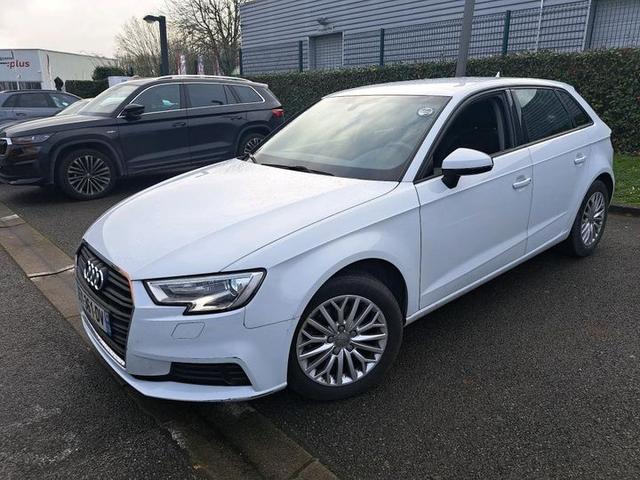 AUDI A3 SPORTBACK 2018 wauzzz8v4ja129837