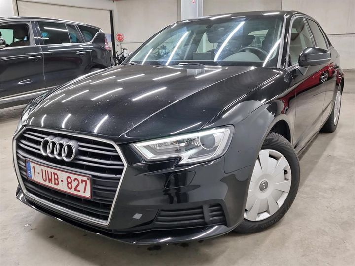 AUDI A3 SPORTBACK 2018 wauzzz8v4ja130292