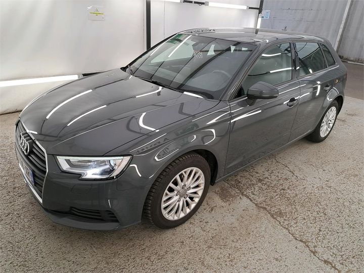 AUDI A3 SPORTBACK 2018 wauzzz8v4ja149635