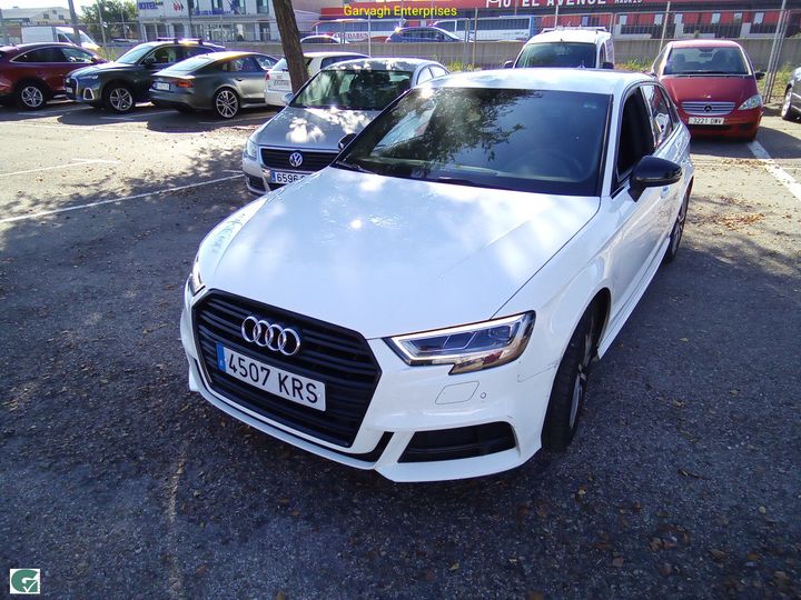 AUDI A3 2018 wauzzz8v4ka021977