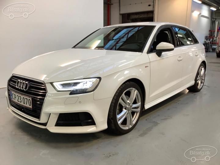 AUDI A3 SPORTBACK 2019 wauzzz8v4ka128527