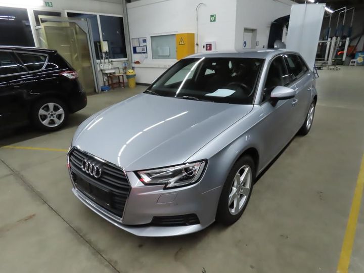 AUDI A3 SPORTBACK 2019 wauzzz8v4la002203