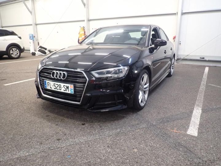 AUDI A3 BERLINE 2019 wauzzz8v4la032138