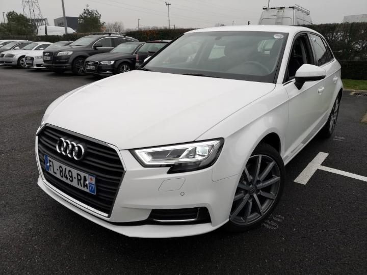 AUDI A3 SPORTBACK 2019 wauzzz8v4la034388