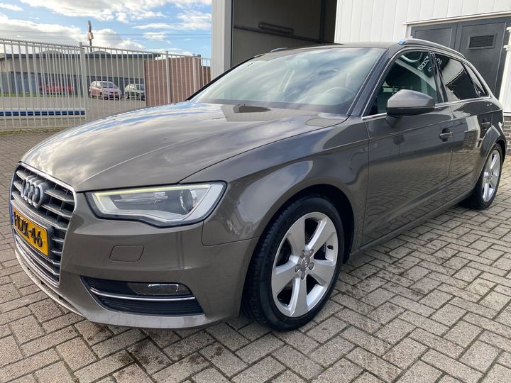 AUDI A3 SPORTBACK 2013 wauzzz8v5ea037769