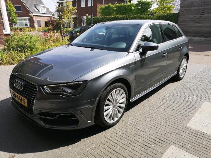 AUDI A3 SPORTBACK 2015 wauzzz8v5ga005116