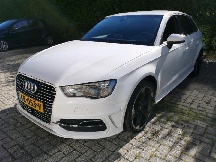 AUDI A3 SPORTBACK 2015 wauzzz8v5ga021557