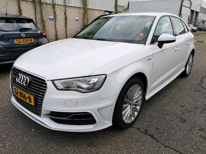 AUDI A3 SPORTBACK 2015 wauzzz8v5ga035393