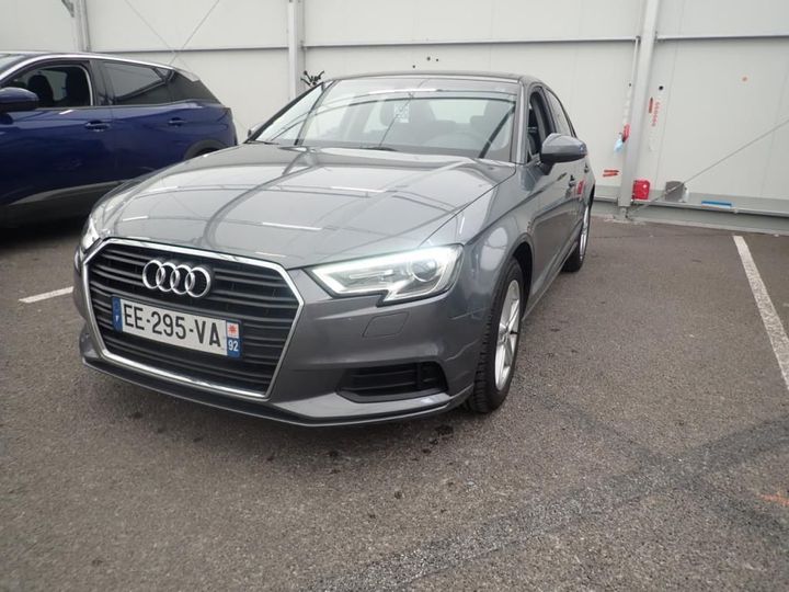 AUDI A3 BERLINE 2016 wauzzz8v5h1002993