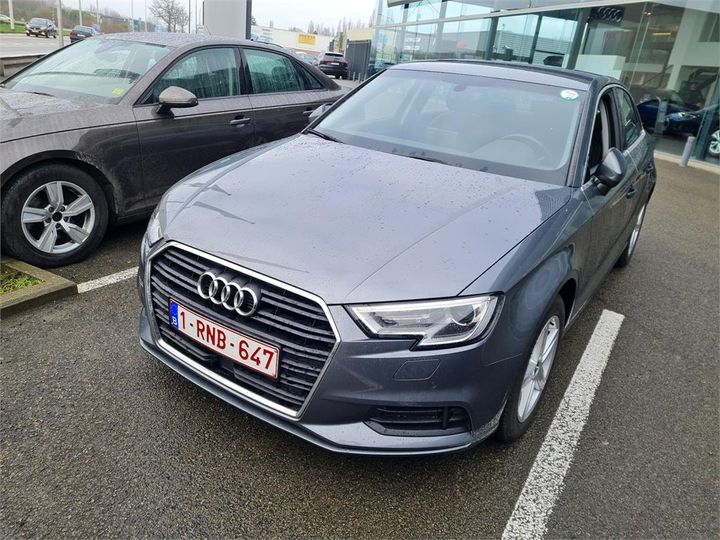 AUDI A3 BERLINE 2017 wauzzz8v5h1051918