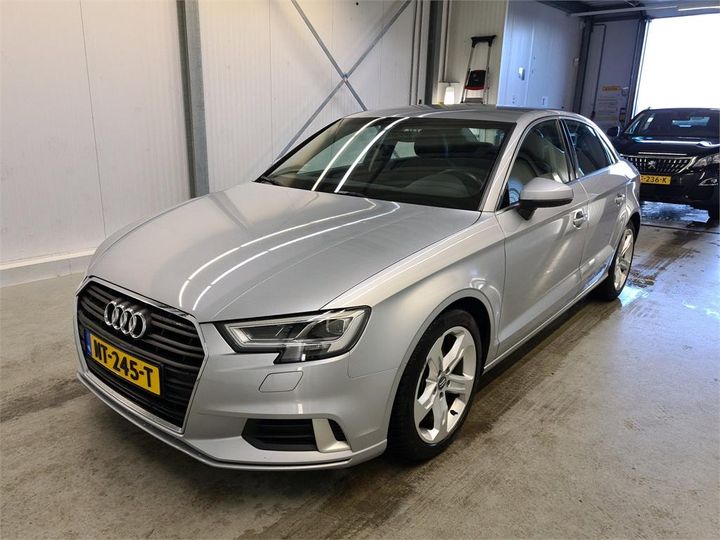 AUDI A3 2017 wauzzz8v5h1069173