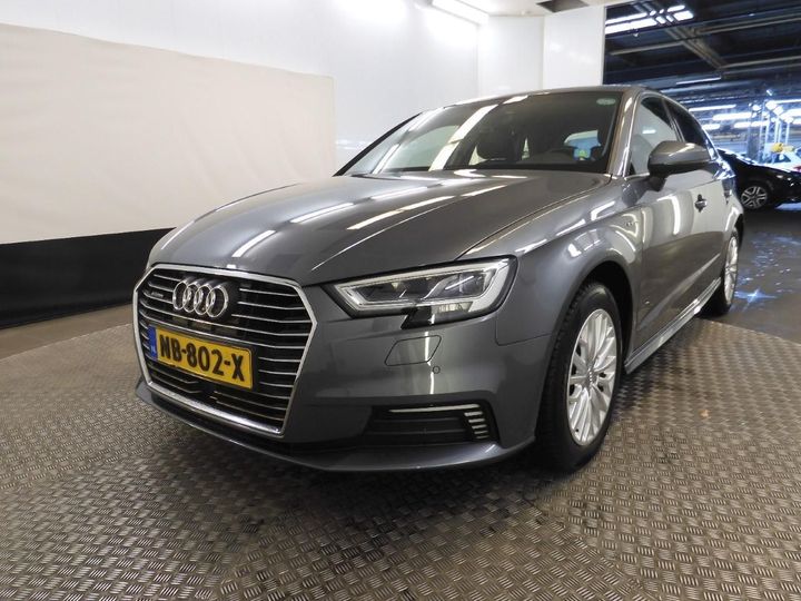 AUDI A3 SPORTBACK 2016 wauzzz8v5ha031717