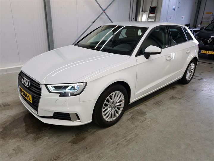 AUDI A3 2016 wauzzz8v5ha040451