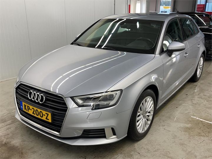 AUDI A3 2016 wauzzz8v5ha047996