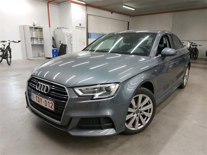 AUDI A3 BERLINE 2017 wauzzz8v5j1003471